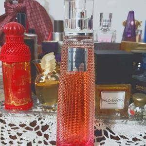 Live Irrésistible Délicieuse Givenchy